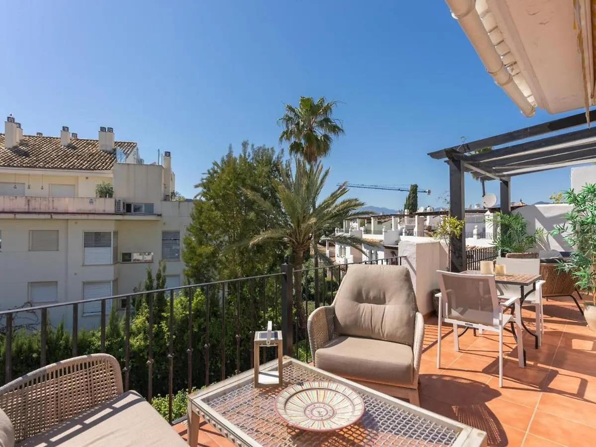 公寓 Castiglione Luxury Beachfront Duplex Penthouse 马尔韦利亚 西班牙