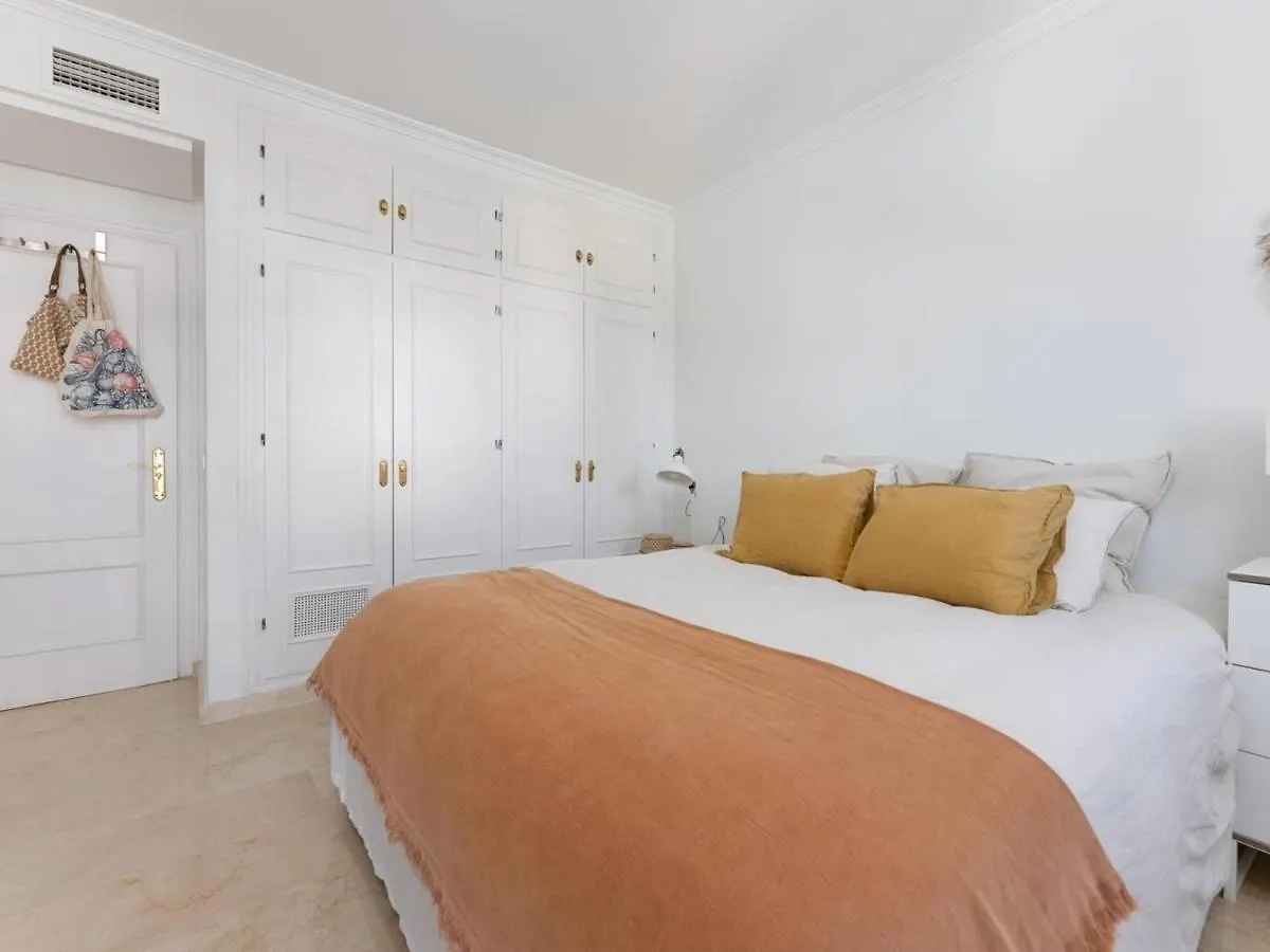 Castiglione Luxury Beachfront Duplex Penthouse 马尔韦利亚 西班牙